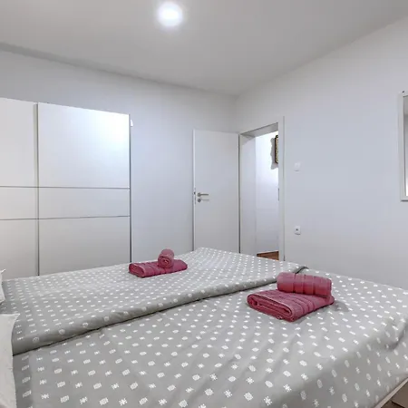 Ondina By Interhome Casa vacanze